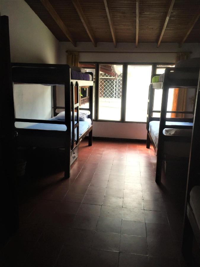 Casa Kiwi Hostel Medellín Buitenkant foto