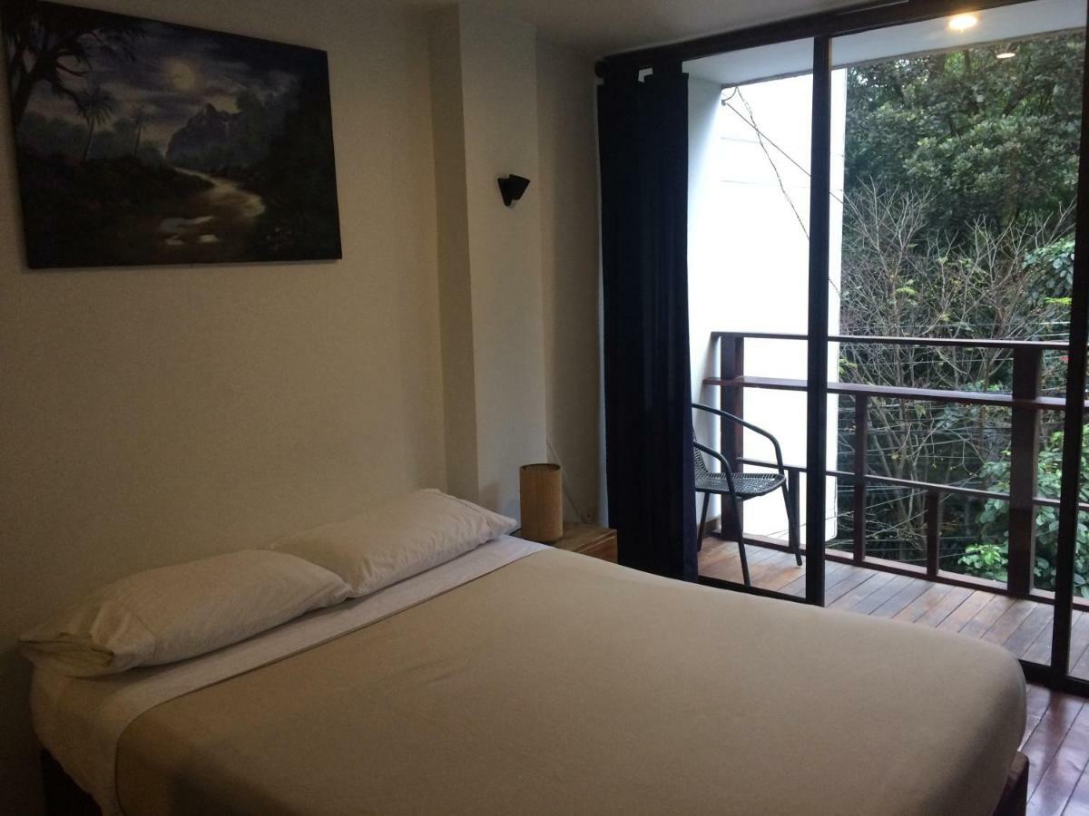 Casa Kiwi Hostel Medellín Kamer foto